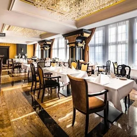 Appartamento Hanza Tower Gold - 22 Jacusi & Sauna & Pool *